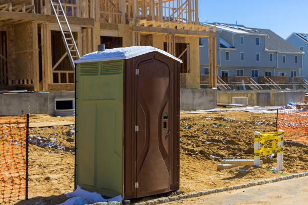 Best Portable restroom trailer rental  in Bergenfield, NJ